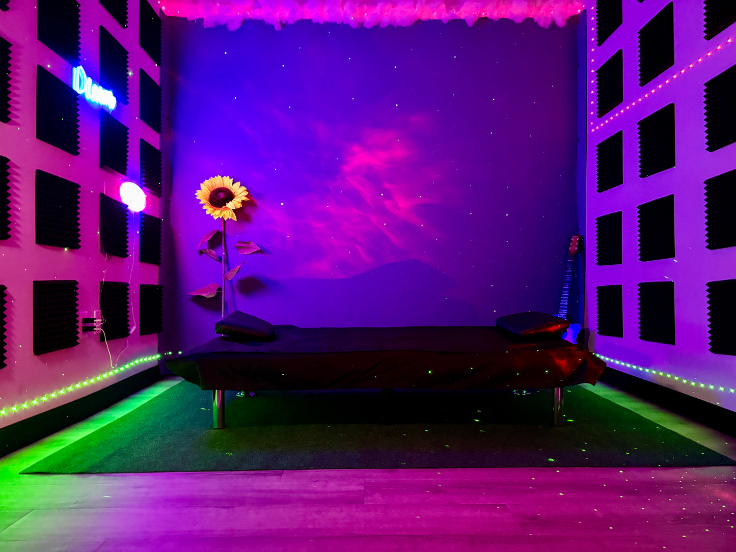 60 Minute Deep-Tissue Massage/Stretching With Oil